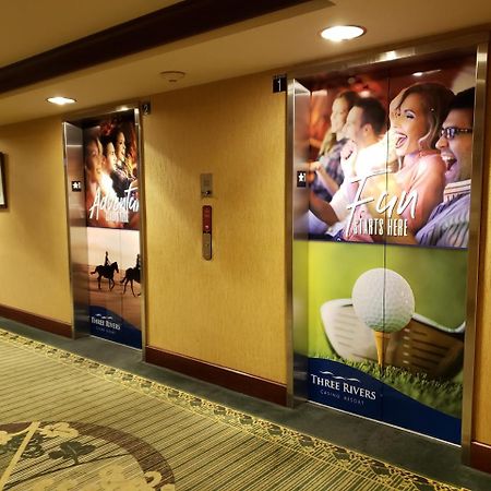 Three Rivers Casino Resort ฟลอเรนซ์ ภายนอก รูปภาพ